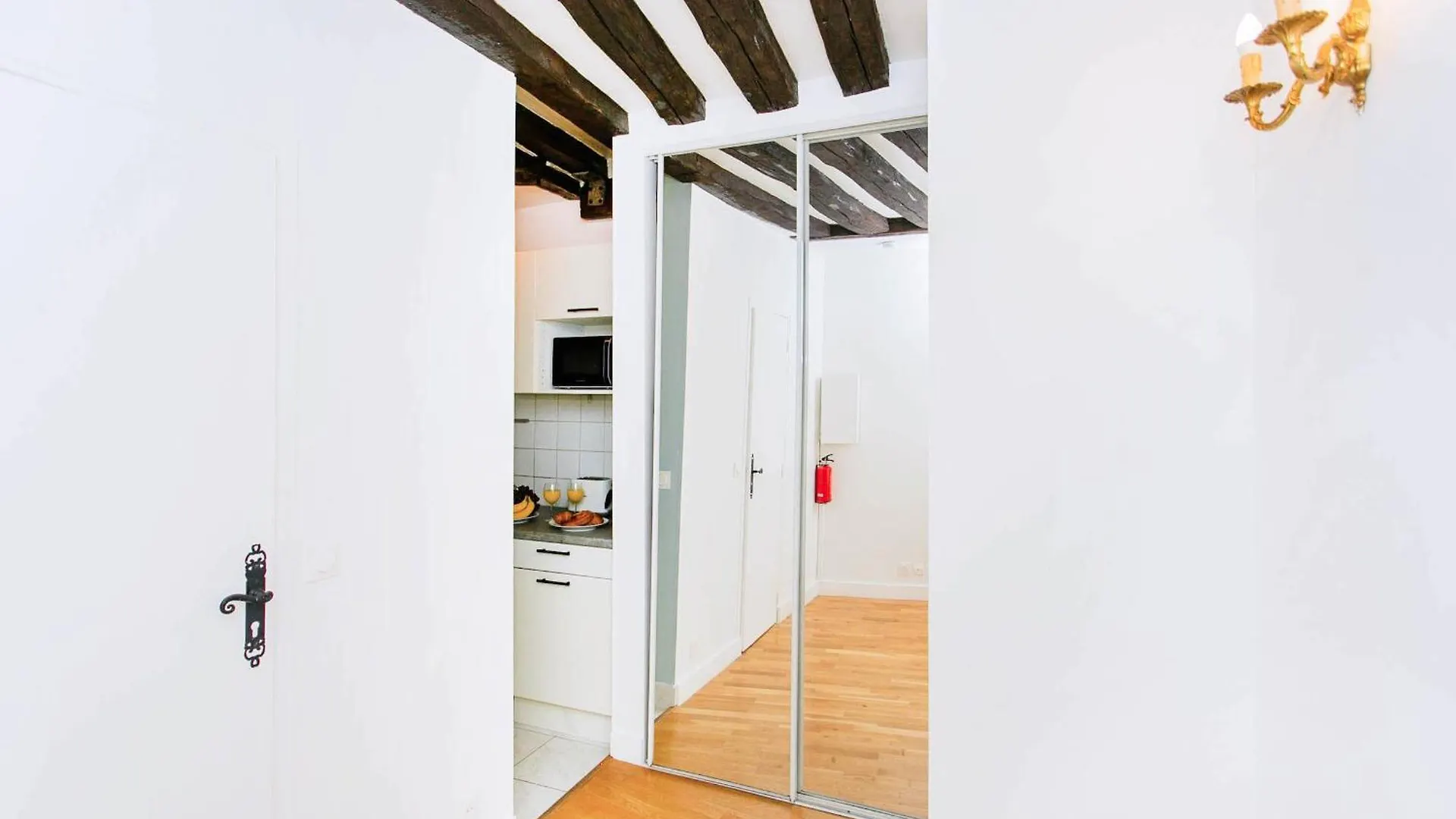 Daire Le Louvre & Rivoli - 1br - Cityapartmentstay Paris